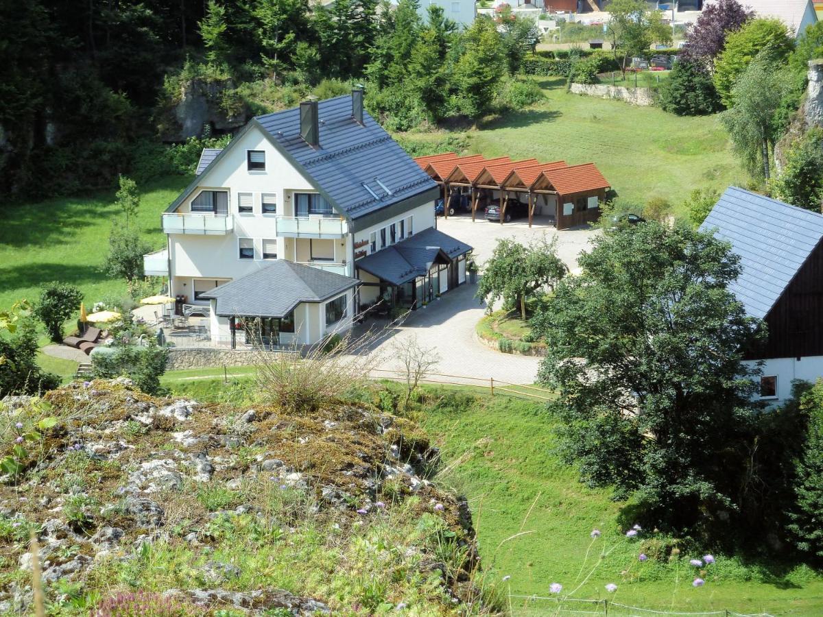 Gaestehaus Bruetting Obertrubach Exterior foto