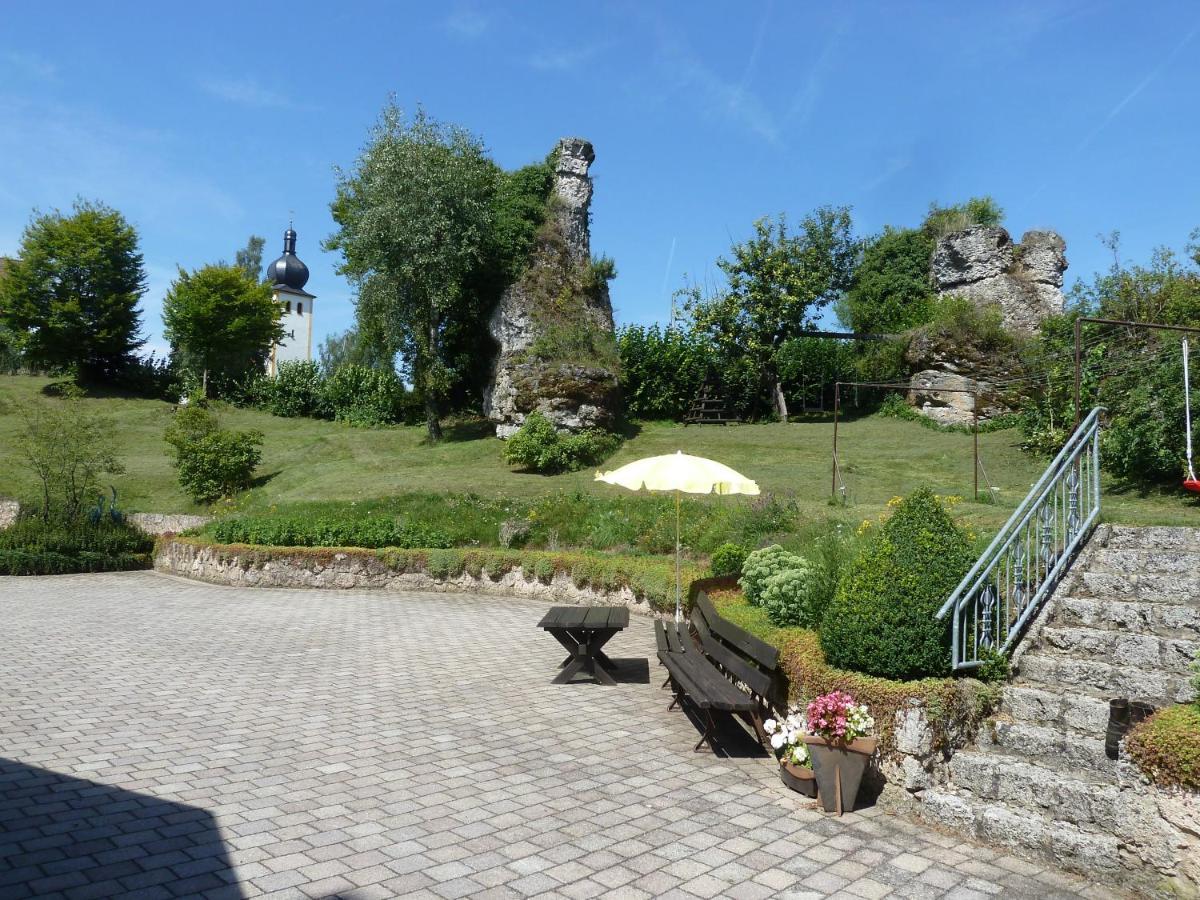 Gaestehaus Bruetting Obertrubach Exterior foto